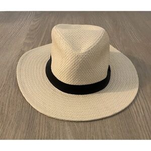 J. Crew packable Cream Straw Hat One Size with Black Ribbon Classic Boho Beachy